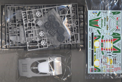 Inhoud modelbouwkit Lancia Stratos HF Hasagawa plus decals
