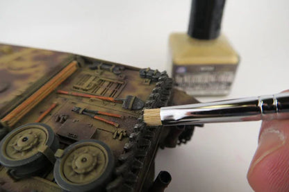 Mr.Hobby MB-30 weathering brush set gebruikt voor drybrush en weathering technieken