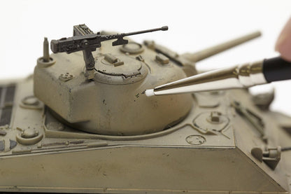 Mr.Hobby MB35 weathering brush set gebruikt voor drybrush en pigment weathering op schaalmodellen