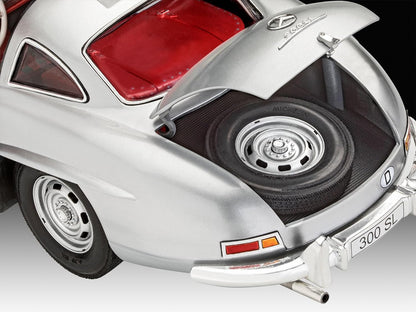 1:12 Mercedes-Benz 300 SL Gullwing Revell 07657